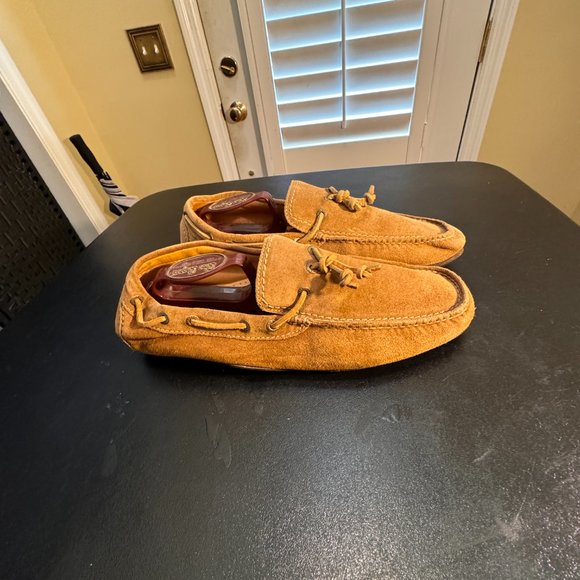 Tommy Bahama size 9 tan desert loafers main image 12